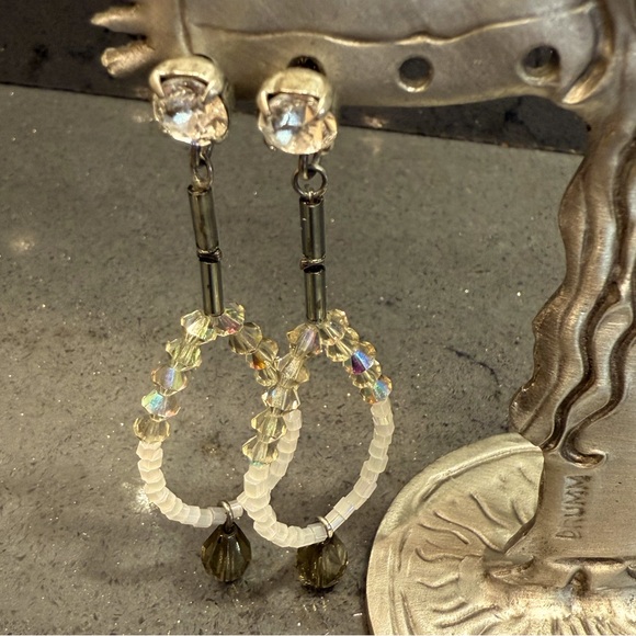 Sabika Easy Shades Earrings - Picture 1 of 4